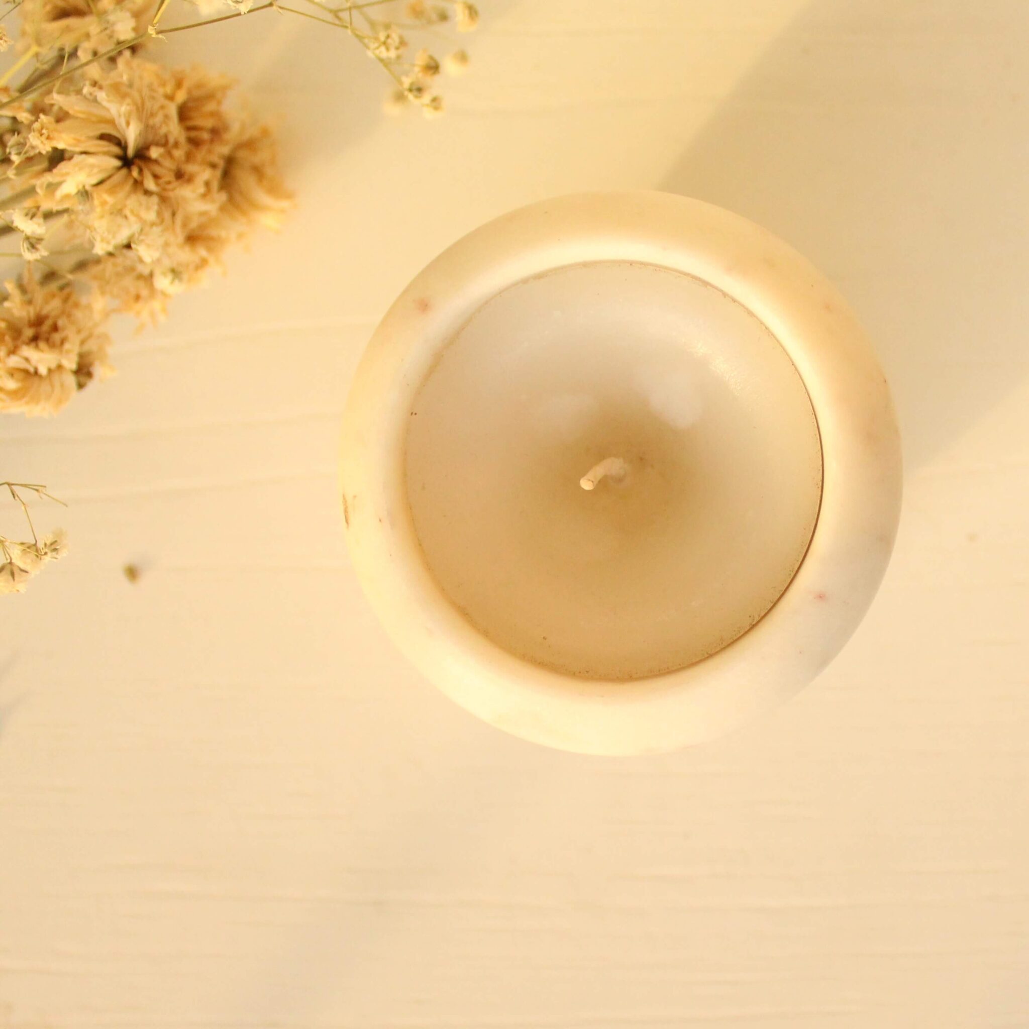 Aromatic Carrara Candle | Byora Homes | White | White Indian Marble thumbnail 3