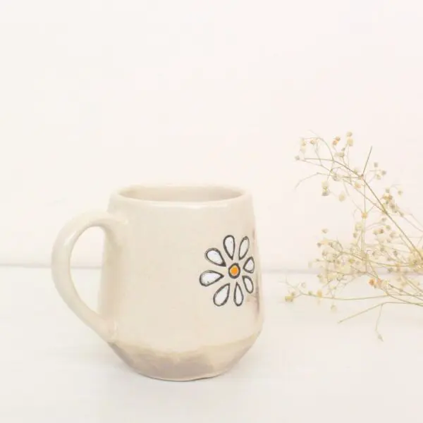 Flora Love 2.0 Mug | Byora Homes | Beige | Stoneware Ceramic