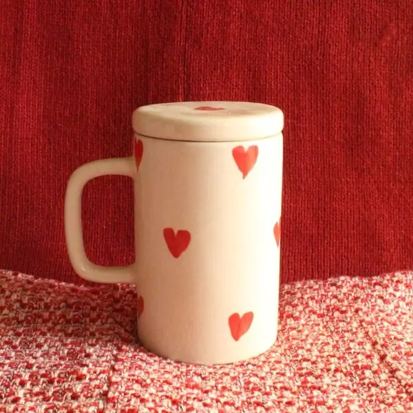 Hearts Lid Mug | Byora Homes | Red & White | Stoneware Ceramic - Image 2