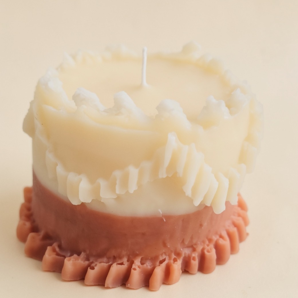Tiramisu Candle | Byora Homes | Beige & Brown | Soy Wax - Image 3
