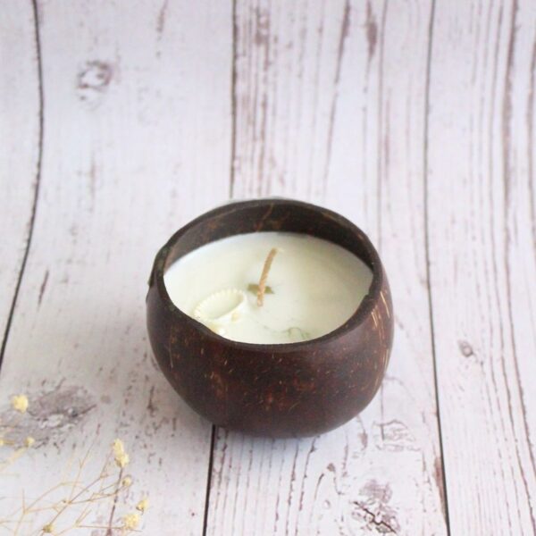 Coco Candle | Byora Homes | Beige & Brown | Soy Wax - Image 5