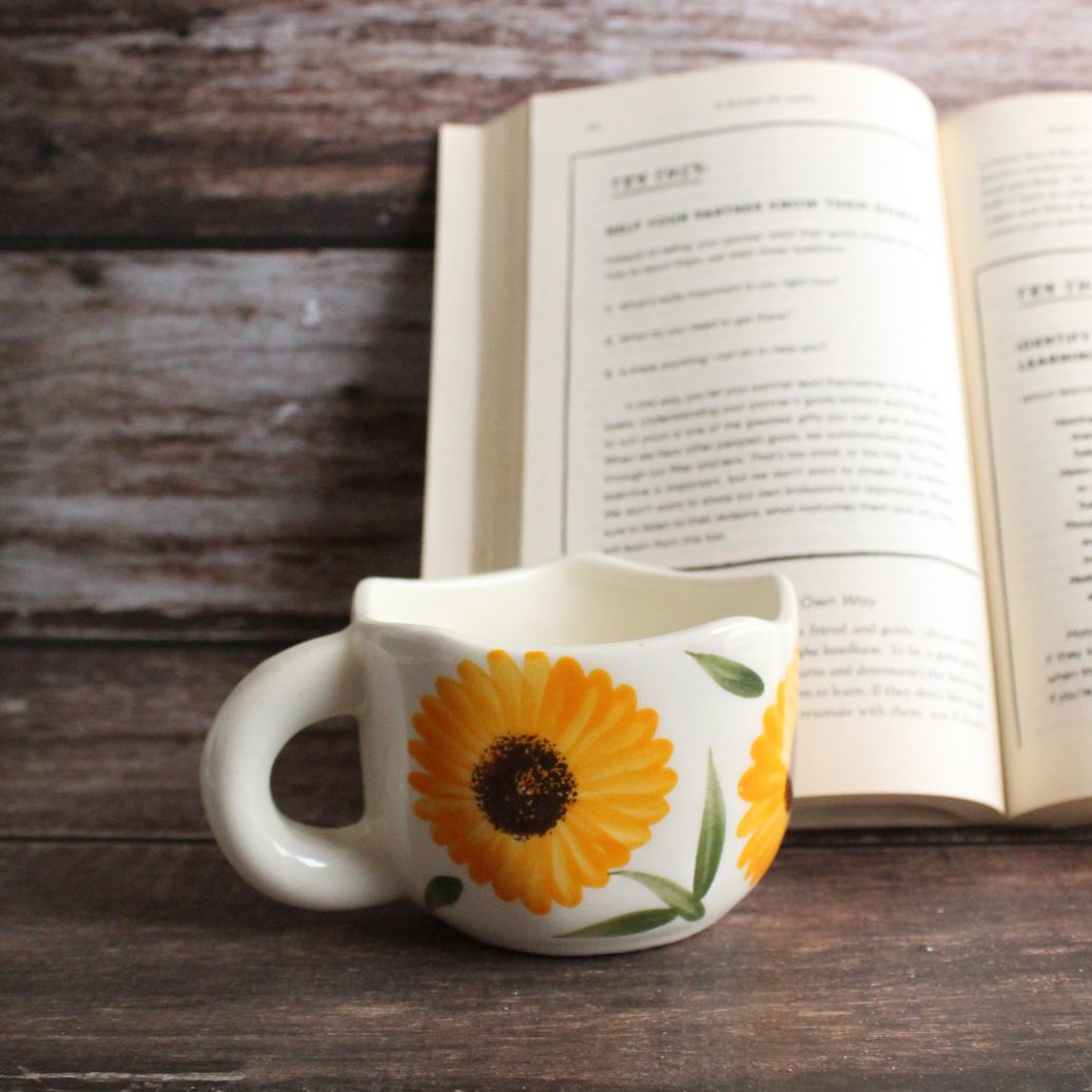 Sunflowery Mug | Byora Homes | Yellow | Stoneware Ceramic