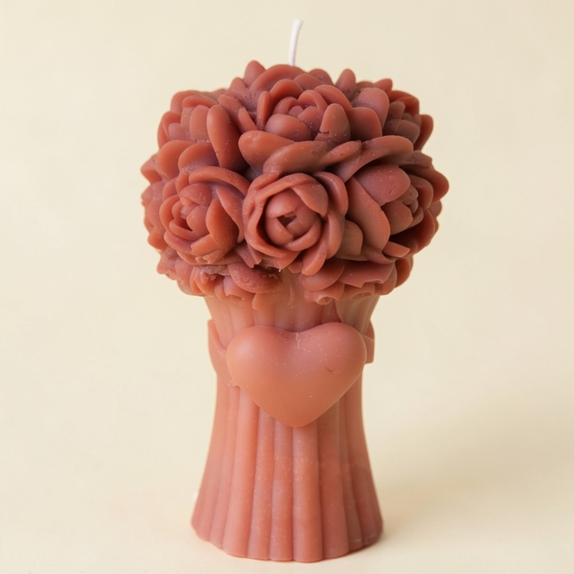 Rose Hearted Bouquet Soy Candle | Byora Homes | Pink & Red | Soy Wax
