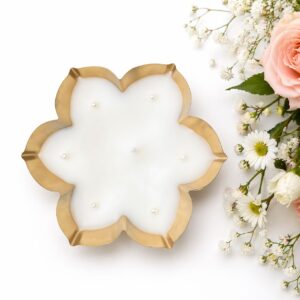 White Pearl Urli Candle | Byora Homes | Beige & Gold | Soy Wax